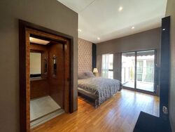 Holland Link (D10), Terrace #470224201